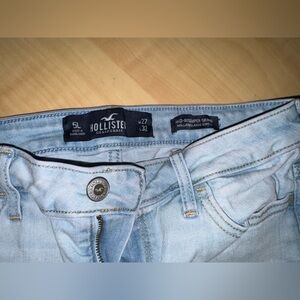 Hollister Women's Light Blue Jeans